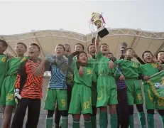 开云体育网页版-关于贝桑松队斩获比赛胜利，喜笑颜开的信息