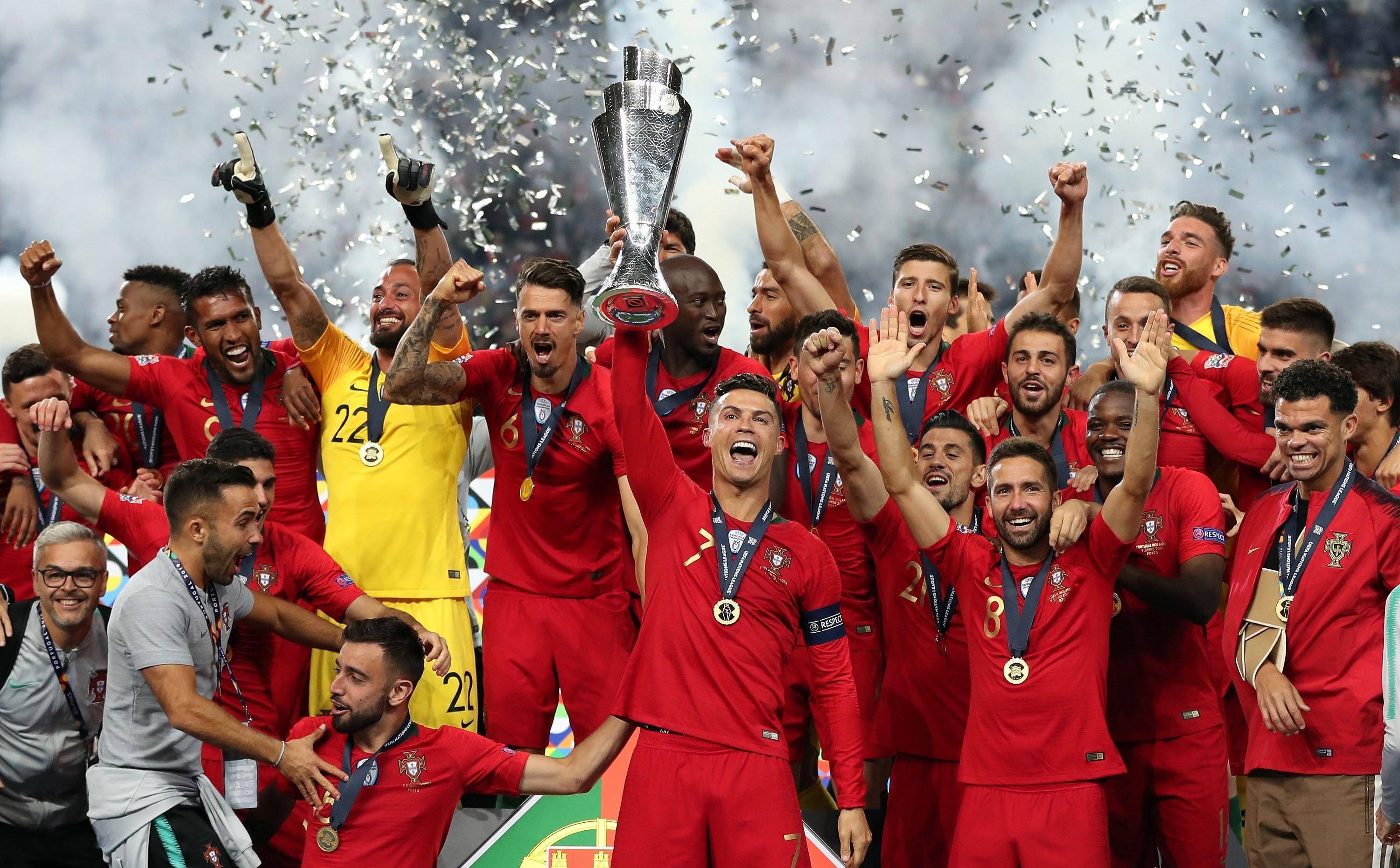 开云体育官网-关于国内俱乐部球队在洲际足球界大放异彩的信息