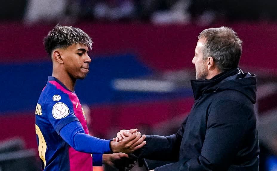 包含阿尔萨斯斯特拉斯堡主场力克巴斯蒂亚，零封对手的词条