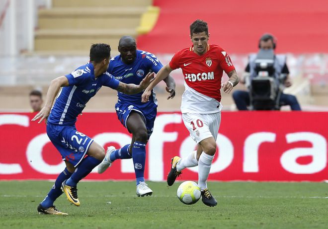 开云体育中国官网-佩斯卡拉险胜乌迪内斯，保持不败纪录