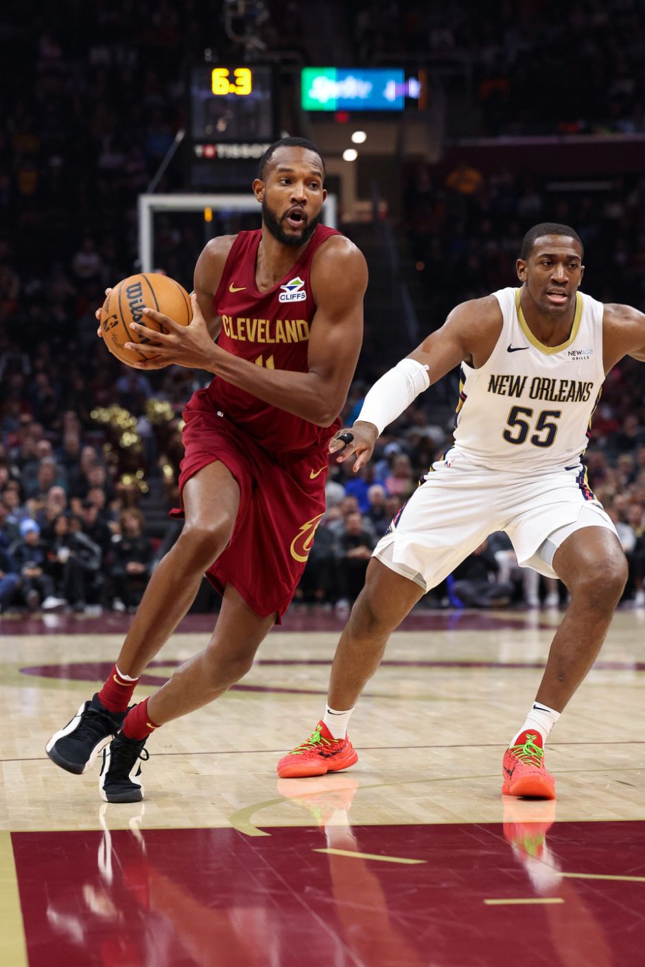 开云体育登录入口-爵士主场胜鹈鹕，米切尔砍下全场最高得分