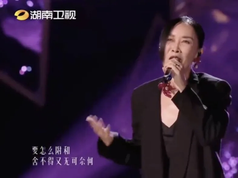 开云体育网页版登录入口-老妇人连胜五场，稳坐联赛榜首宝座的简单介绍