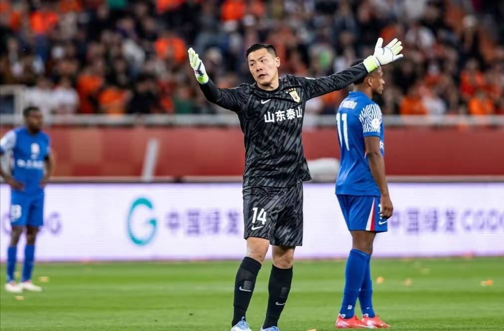 强强对话！双方火拼争夺胜利的简单介绍