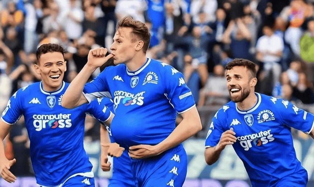 关于西甲球队战术大揭秘，密布防线严密的信息