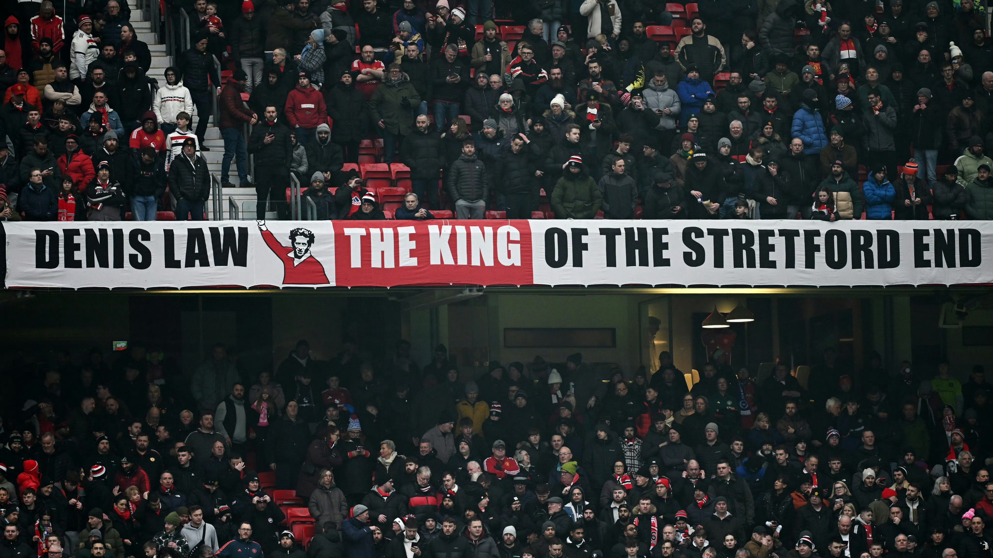 曼彻斯特联大胜，连胜序幕拉开帷幕