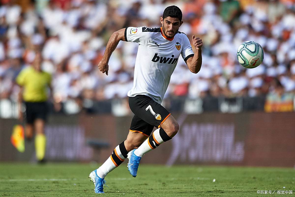 埃瓦尔客场取得胜利，排名有所上升的简单介绍