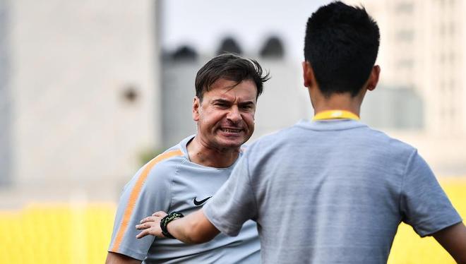 开云体育中国官网-北京人和客场压力山大，挑战苏宁要有备无患