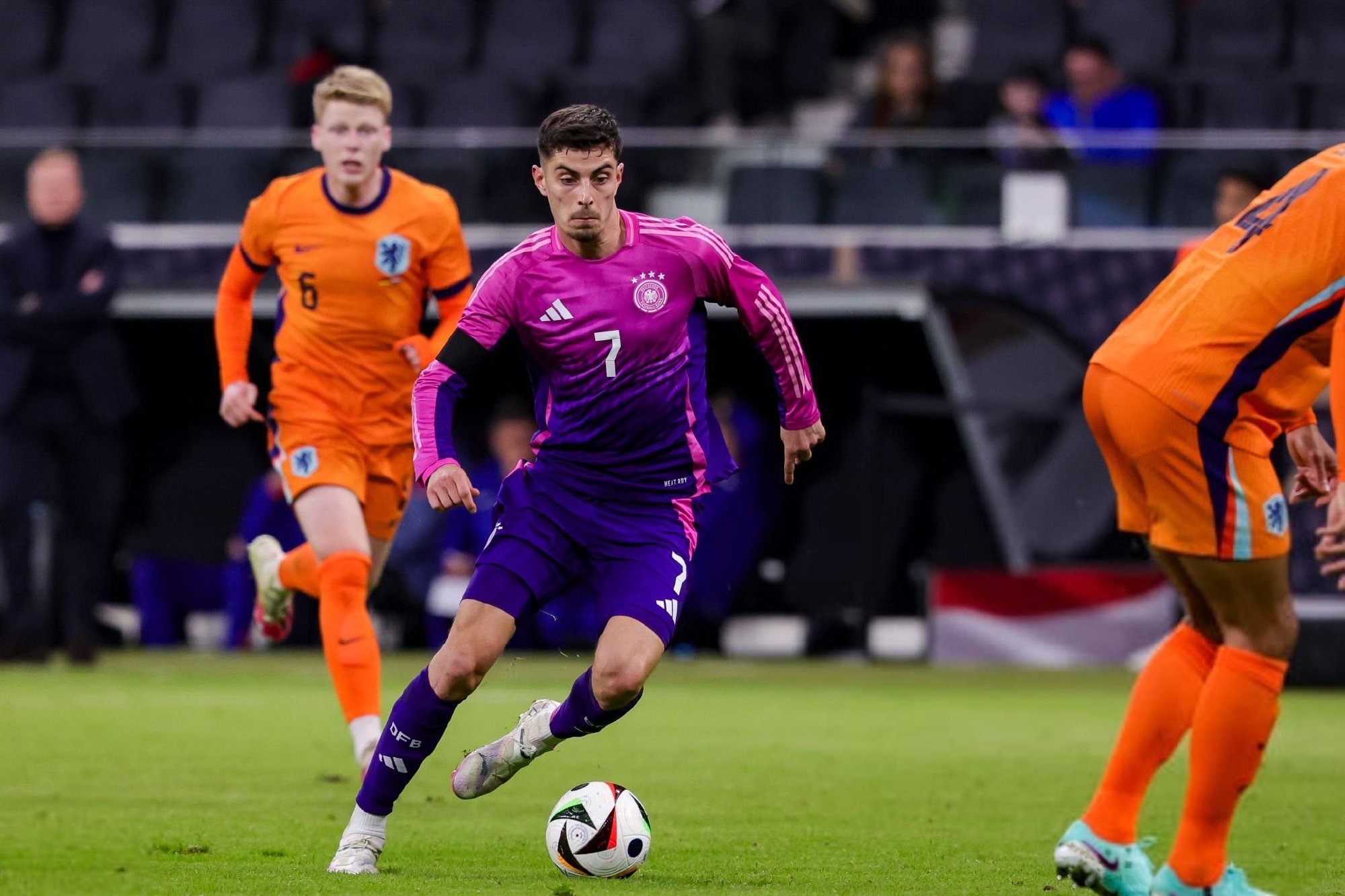 开云体育官网入口-关于荷兰队意外逆转，惊险战果令人惊叹的信息