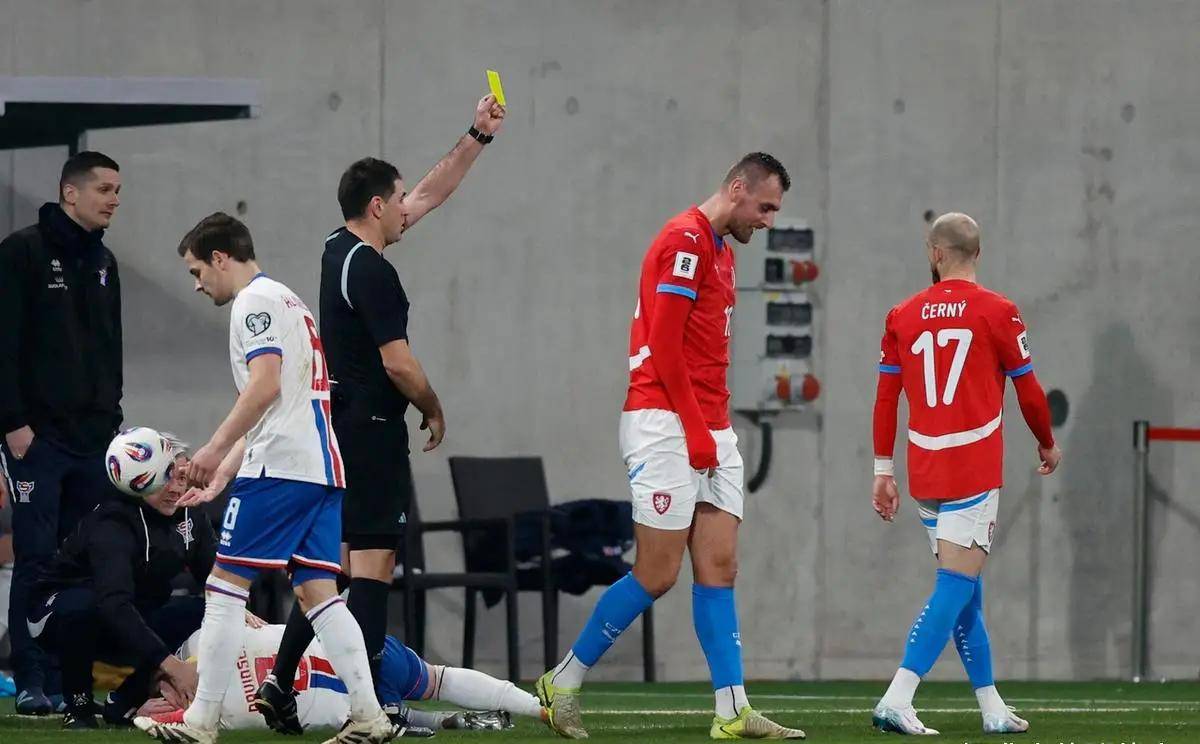 捷克国际队主场大胜，士气大振