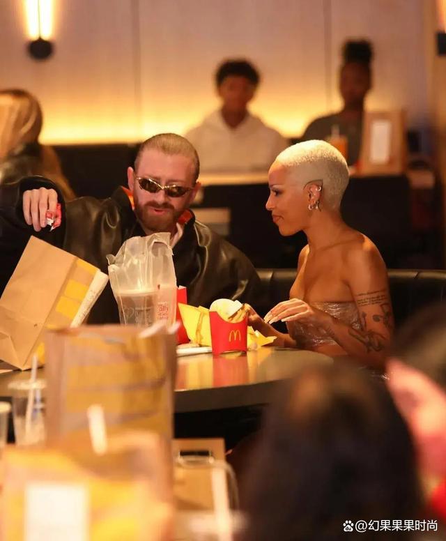 开云体育网页版登录入口-美洲运动员高调称霸，舞台上风生水起的简单介绍