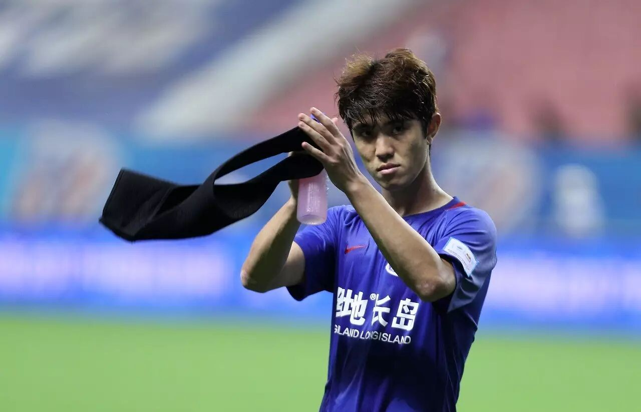 开云体育官方入口-申花客场逆转国安，壮大气势