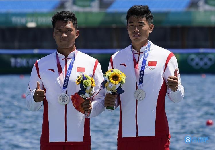 关于乌干达代表团突破自我,斩获金牌的信息 关于乌干达代表团突破自我,斩获金牌的信息